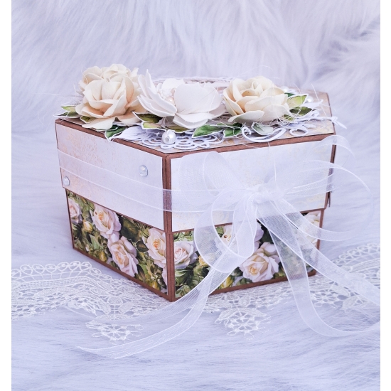 Box prezentowy- pudełko ręcznie zdobione na Dzień Babci i Dzień Dziadka 002